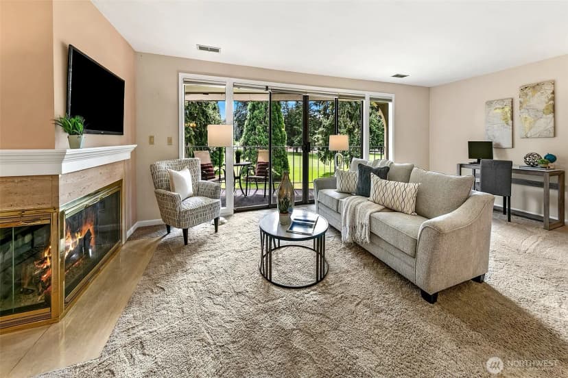 Property photo for 16929 Inglewood Road Ne #c302, Kenmore photo 6