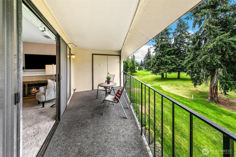 Property photo for 16929 Inglewood Road Ne #c302, Kenmore photo 22