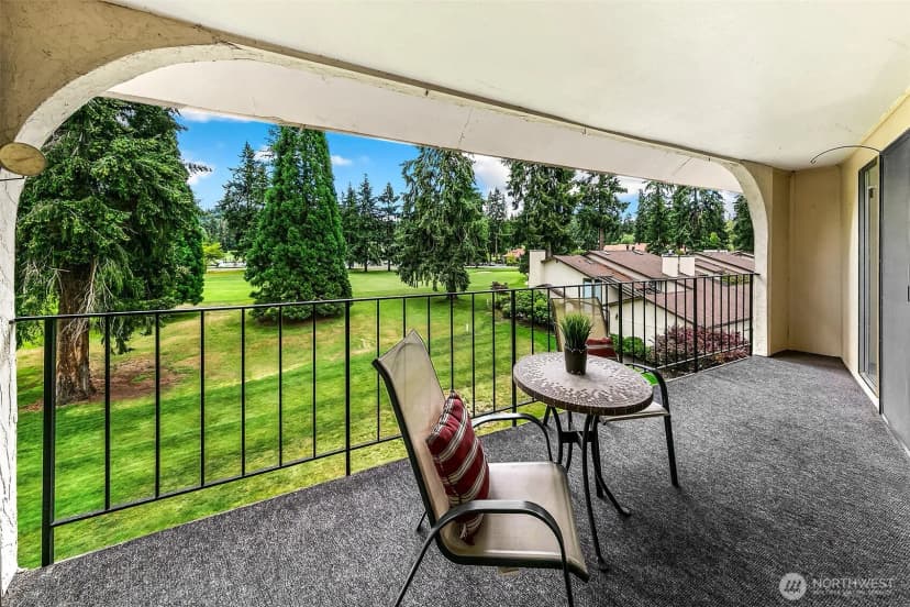 Property photo for 16929 Inglewood Road Ne #c302, Kenmore photo 21