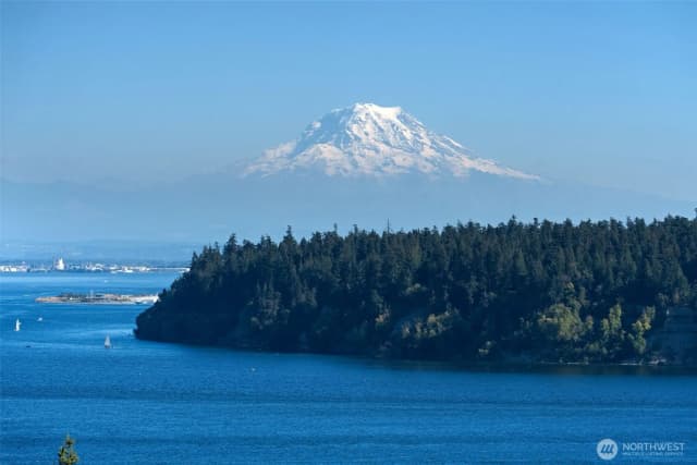 Property photo for 8409 24th Avenue Nw, Gig Harbor