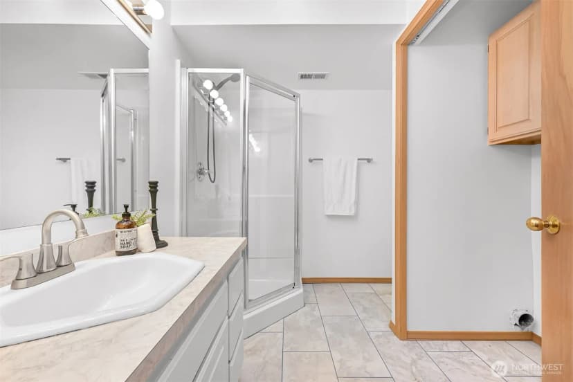 Property photo for 705 N State Street #202, Bellingham photo 23