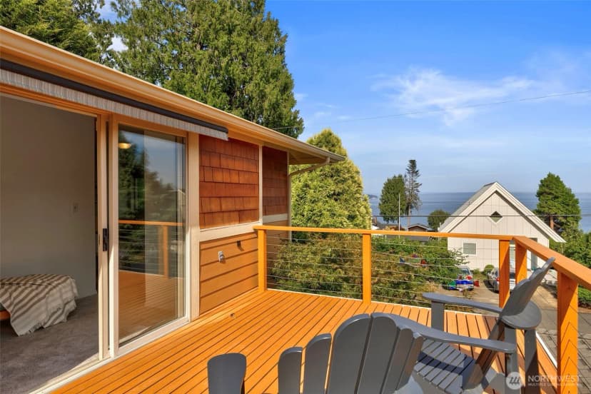 Property photo for 19061 Harris Avenue Ne, Suquamish photo 24