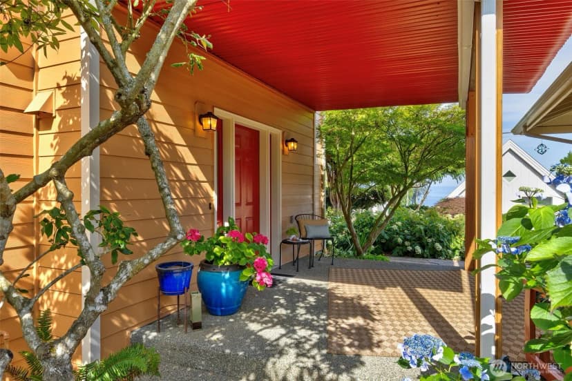 Property photo for 19061 Harris Avenue Ne, Suquamish photo 8