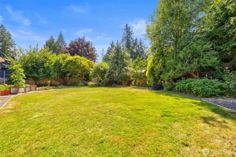 Property photo for 19061 Harris Avenue Ne, Suquamish photo 37