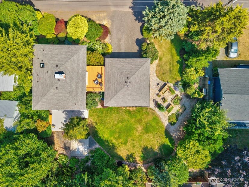 Property photo for 19061 Harris Avenue Ne, Suquamish photo 40
