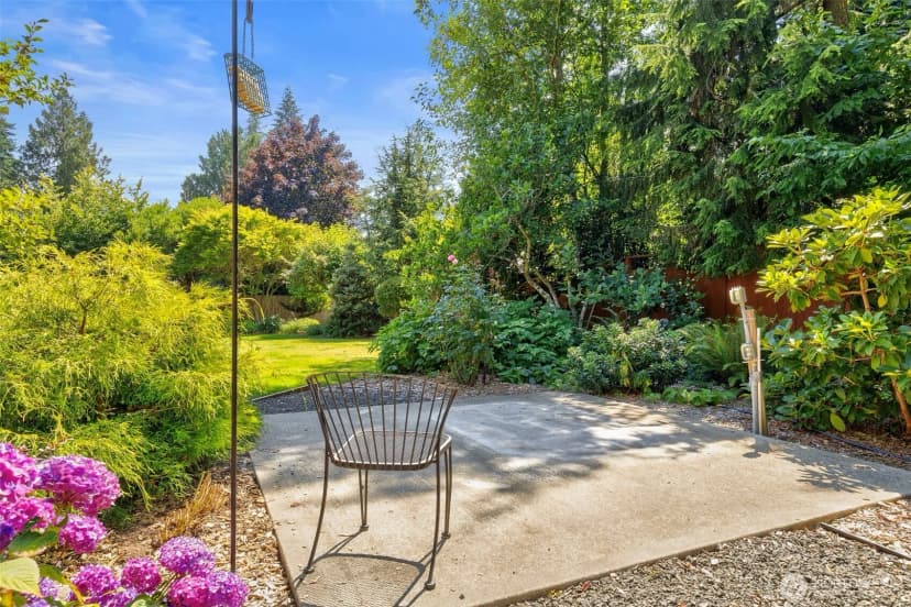 Property photo for 19061 Harris Avenue Ne, Suquamish photo 35