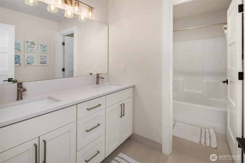 Property photo for 419 Rockefeller Avenue, Everett photo 27