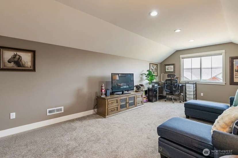 Property photo for 2240 Berryman Loop, Lynden photo 25