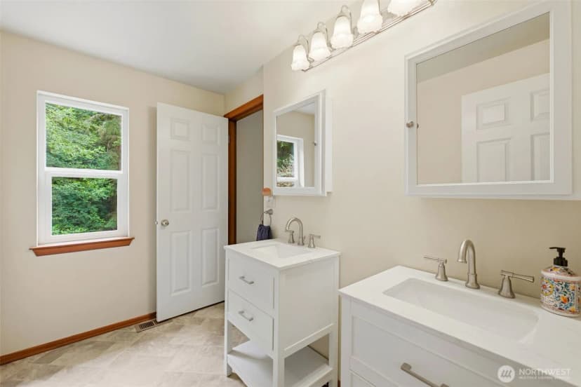 Property photo for 8345 Ne 360th Street, Hansville photo 21