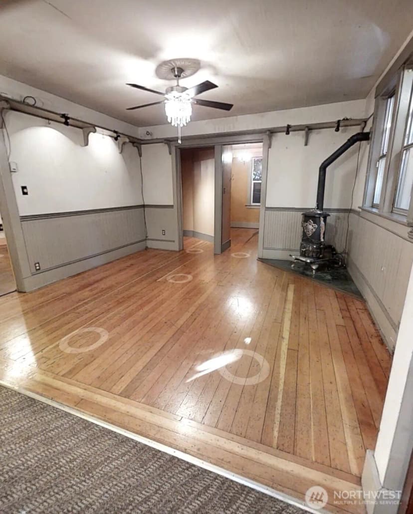 Property photo for 1210 E Pine Street, Seattle photo 5