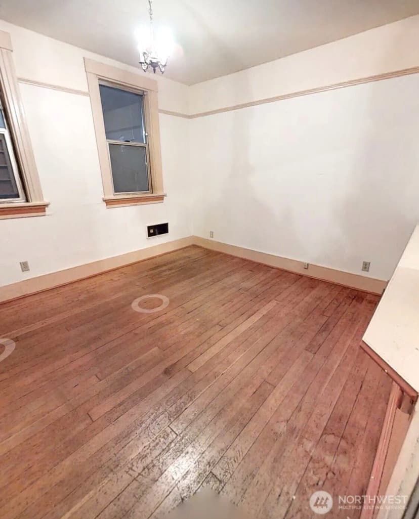 Property photo for 1210 E Pine Street, Seattle photo 10