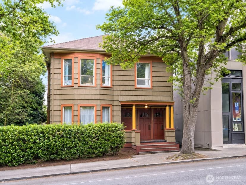 Property photo for 1210 E Pine Street, Seattle photo 3