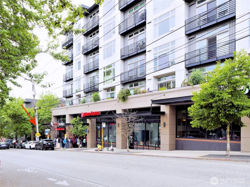 Property photo for 1210 E Pine Street, Seattle photo 15