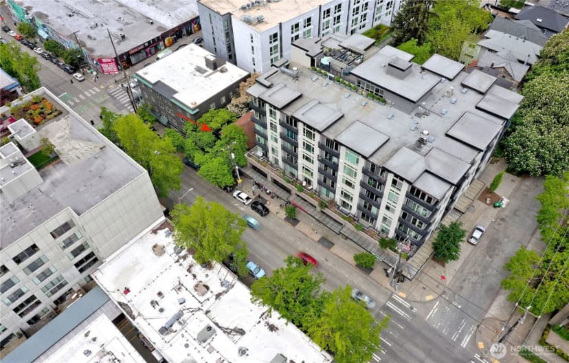 Property photo for 1210 E Pine Street, Seattle photo 19