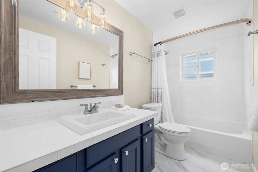 Property photo for 1513 23rd Avenue S, Seattle photo 17