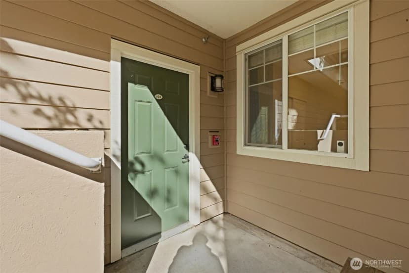 Property photo for 3500 E Lake Sammamish Parkway Se #3-103, Sammamish photo 10