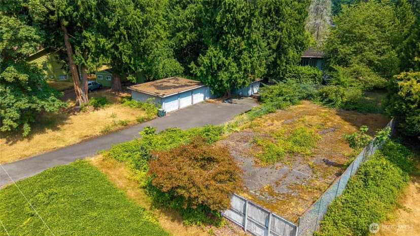 Property photo for 3624 164th Place Se, Bellevue photo 22