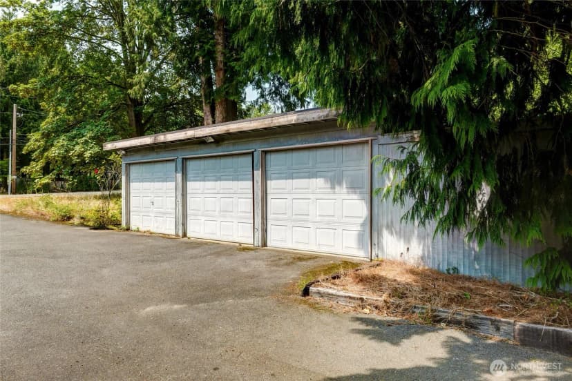 Property photo for 3624 164th Place Se, Bellevue photo 23