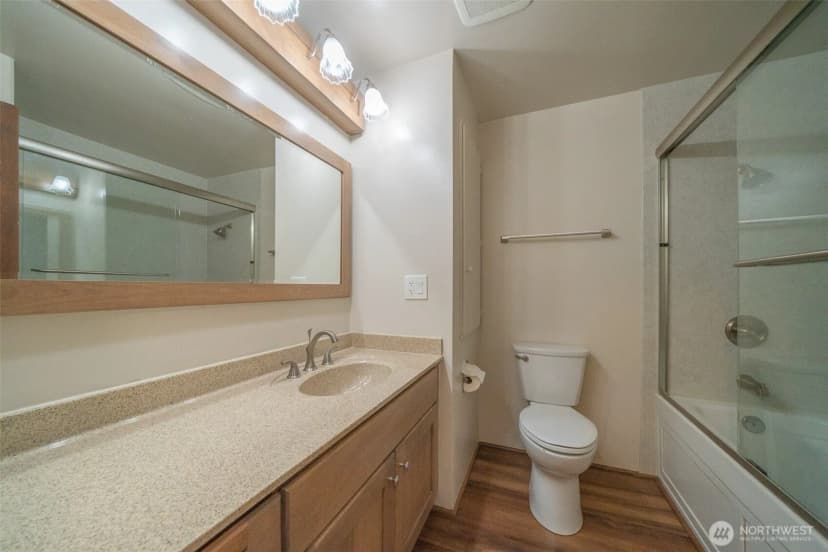 Property photo for 6054 123rd Avenue Se, Bellevue photo 13