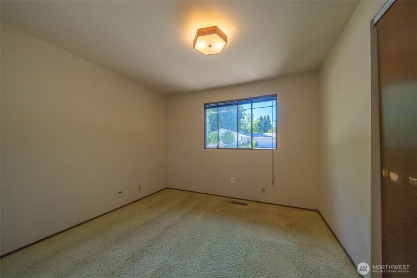 Property photo for 6054 123rd Avenue Se, Bellevue photo 12