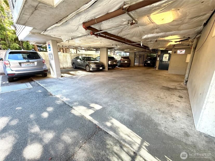 Property photo for 712 E Denny Way #401, Seattle photo 27