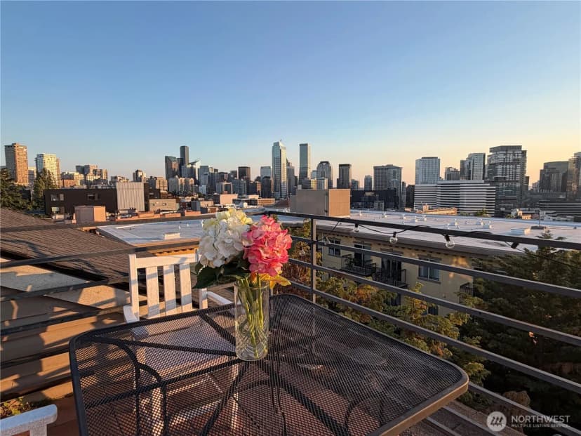 Property photo for 712 E Denny Way #401, Seattle photo 30