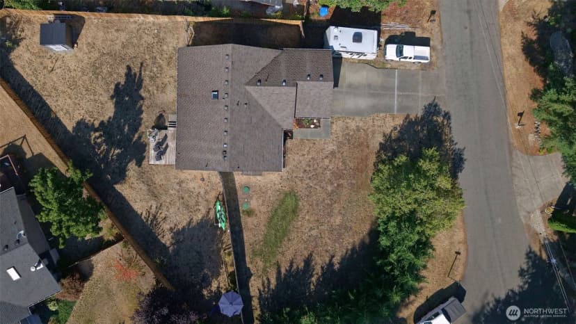 Property photo for 1706 194th Avenue Sw, Lakebay photo 28