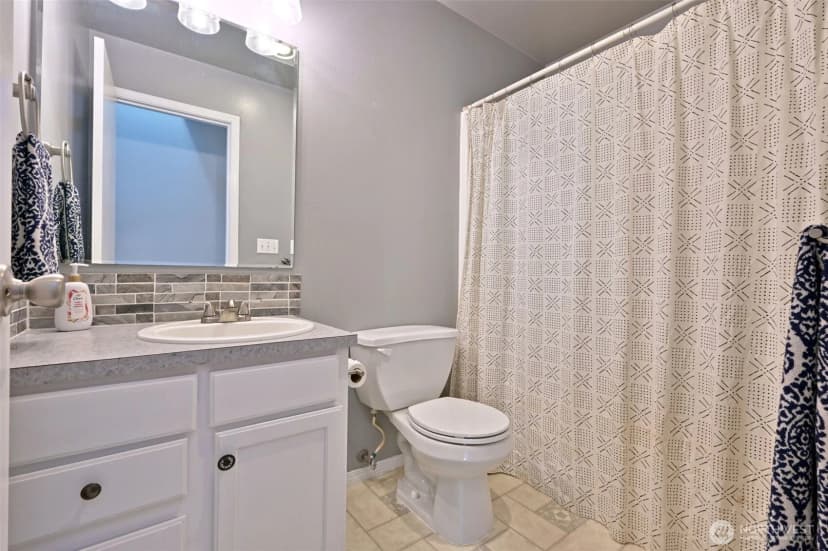 Property photo for 1706 194th Avenue Sw, Lakebay photo 16