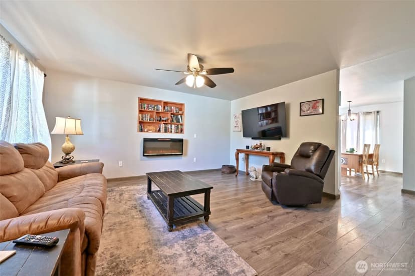 Property photo for 1706 194th Avenue Sw, Lakebay photo 10