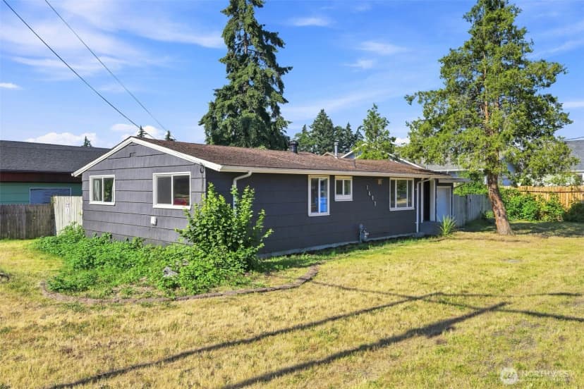 Property photo for 1402 Violet Meadow Street S, Tacoma photo 20