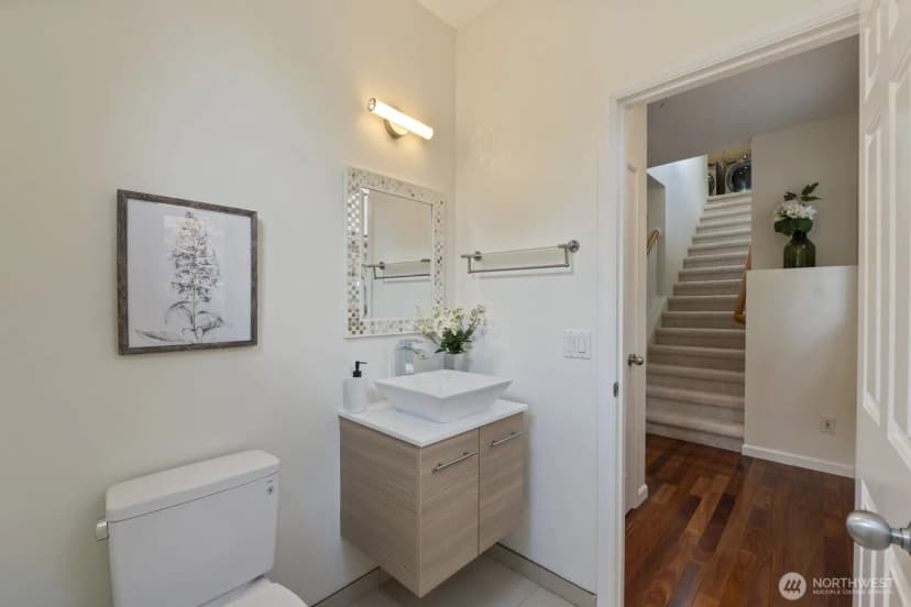 Property photo for 71 Sunset Court Nw, Issaquah photo 18