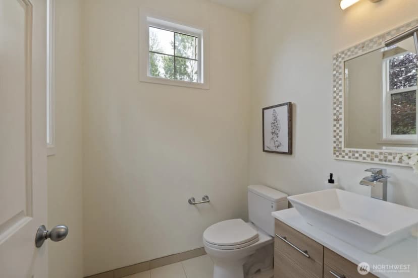 Property photo for 71 Sunset Court Nw, Issaquah photo 17