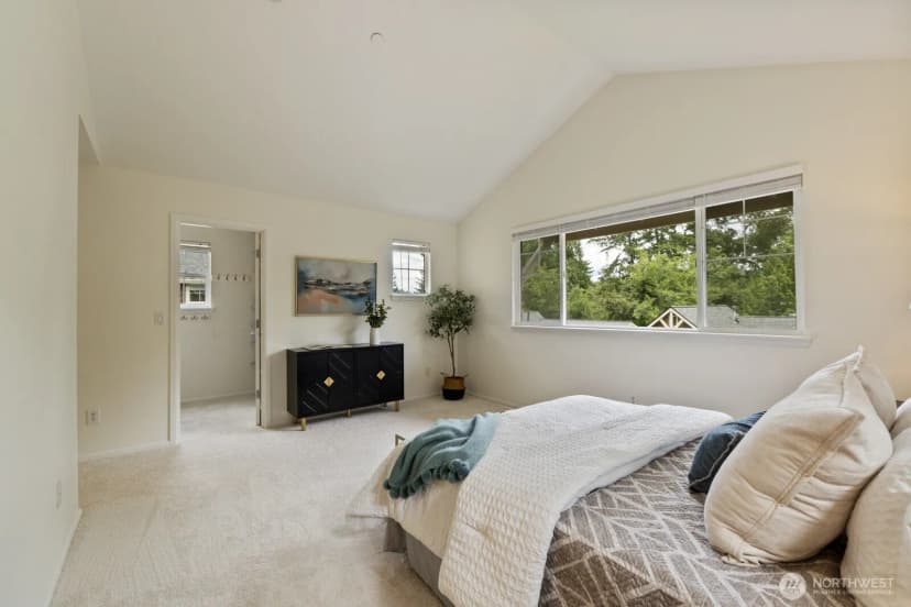 Property photo for 71 Sunset Court Nw, Issaquah photo 29