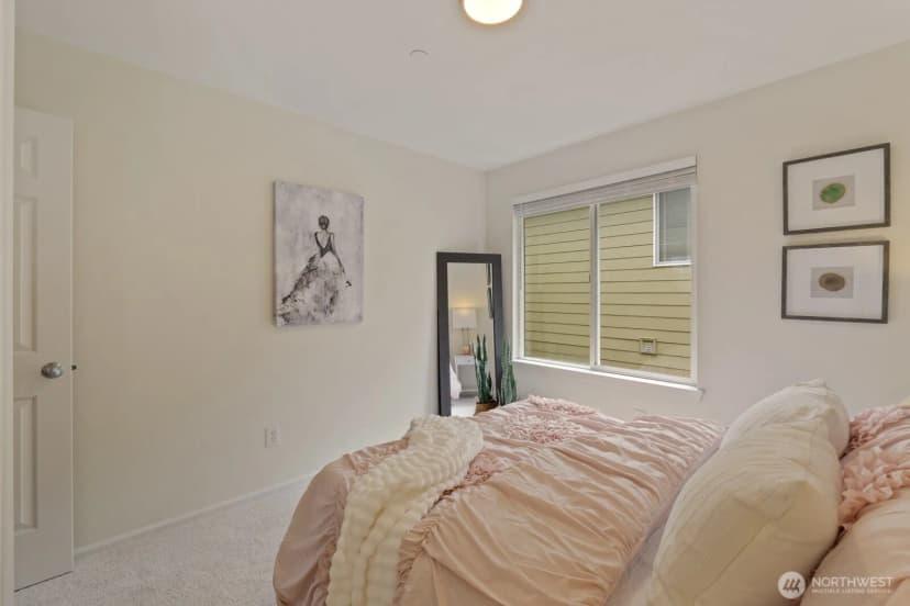 Property photo for 71 Sunset Court Nw, Issaquah photo 23