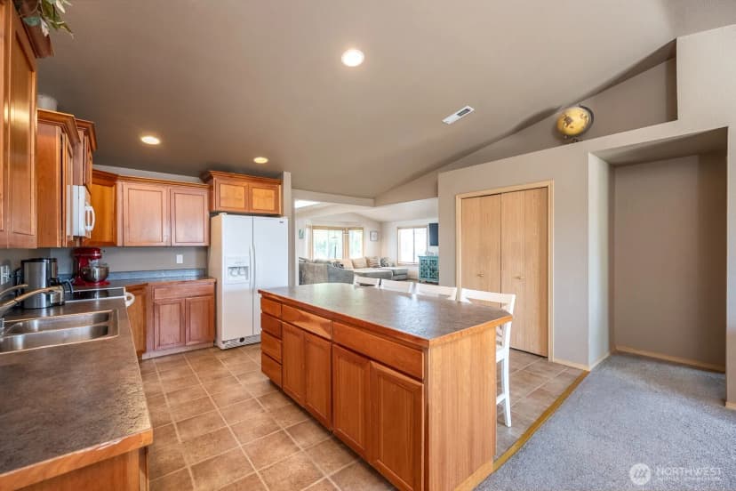 Property photo for 206 I Street Ne, Quincy photo 9