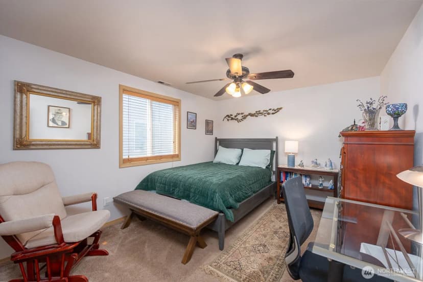 Property photo for 206 I Street Ne, Quincy photo 18