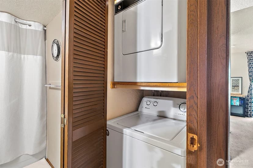 Property photo for 10005 Se 235th #e307, Kent photo 10
