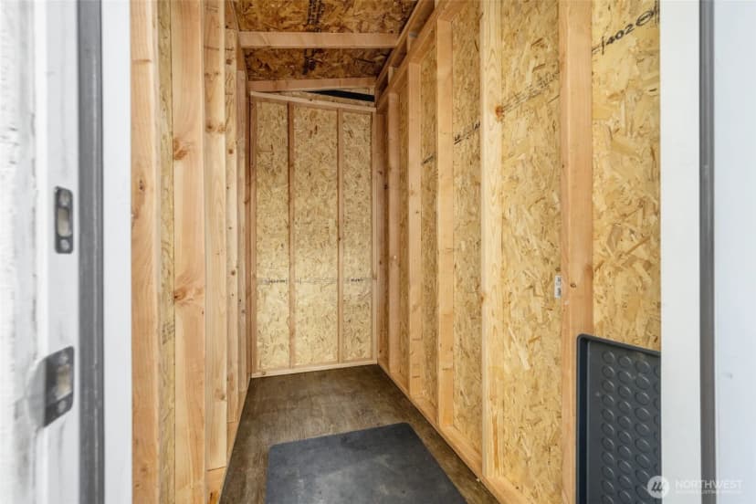 Property photo for 8530 13th Avenue Nw #b, Seattle photo 35