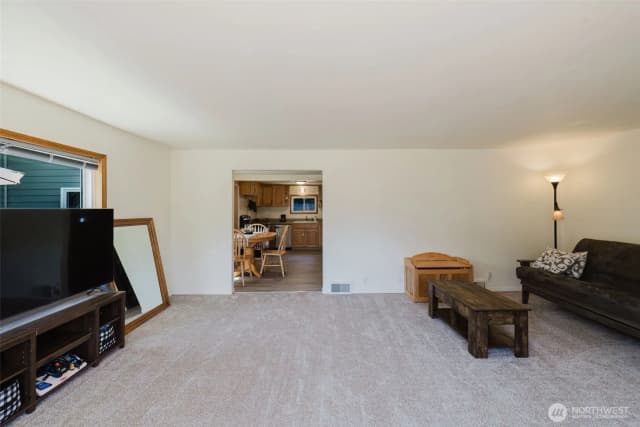 Property photo for 143 Dora Avenue, Bremerton photo 2