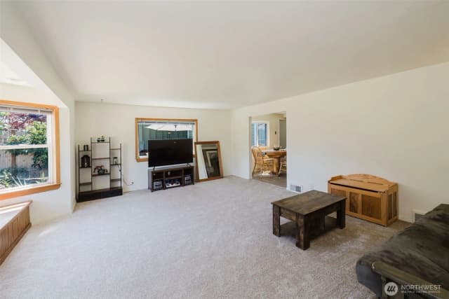 Property photo for 143 Dora Avenue, Bremerton