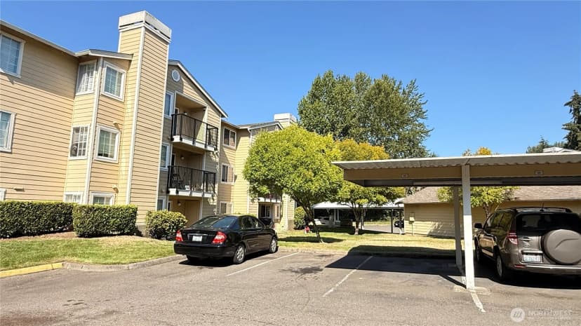 Property photo for 28704 18th Avenue S #v102, Federal Way photo 18