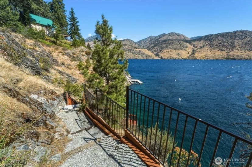 Property photo for 384 Robison Lane, Chelan photo 9