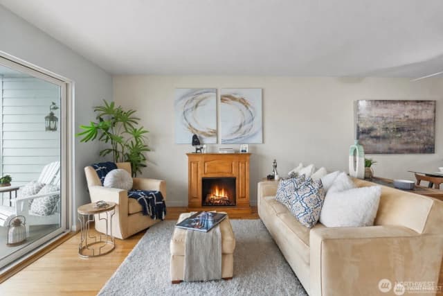 Property photo for 414 Lakeside Avenue S #13, Seattle photo 5