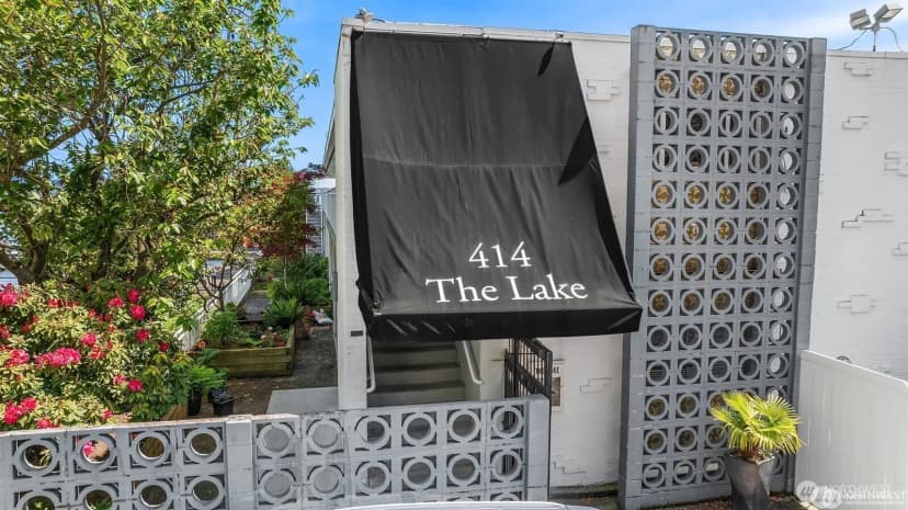 Property photo for 414 Lakeside Avenue S #13, Seattle photo 4