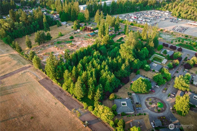 Property photo for 15608 110th Avenue E, Puyallup photo 15