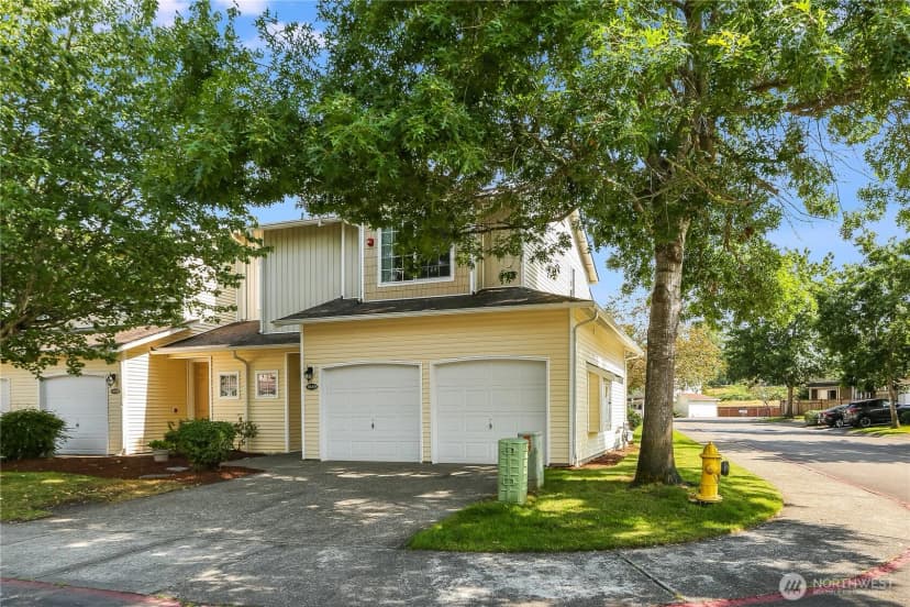 Property photo for 3115 Se 11th Place #1049, Renton photo 2