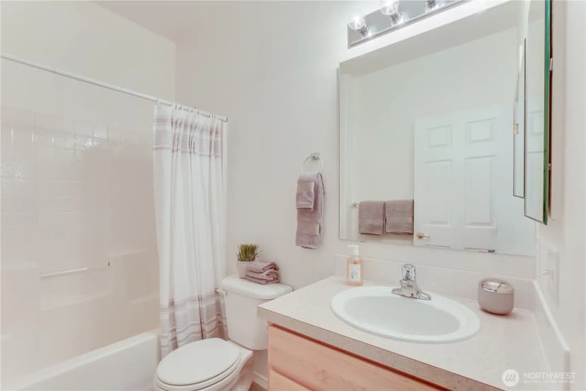 Property photo for 3115 Se 11th Place #1049, Renton photo 24
