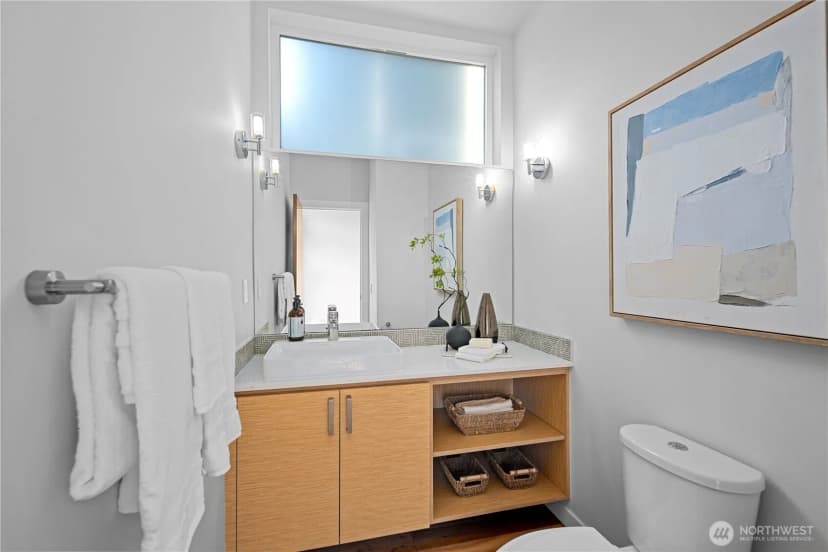 Property photo for 714 28th Avenue S, Seattle photo 18