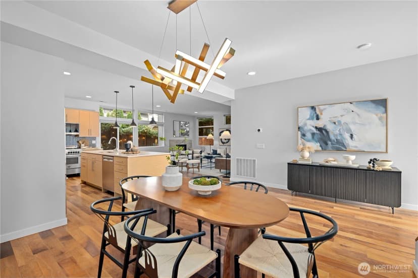 Property photo for 714 28th Avenue S, Seattle photo 17