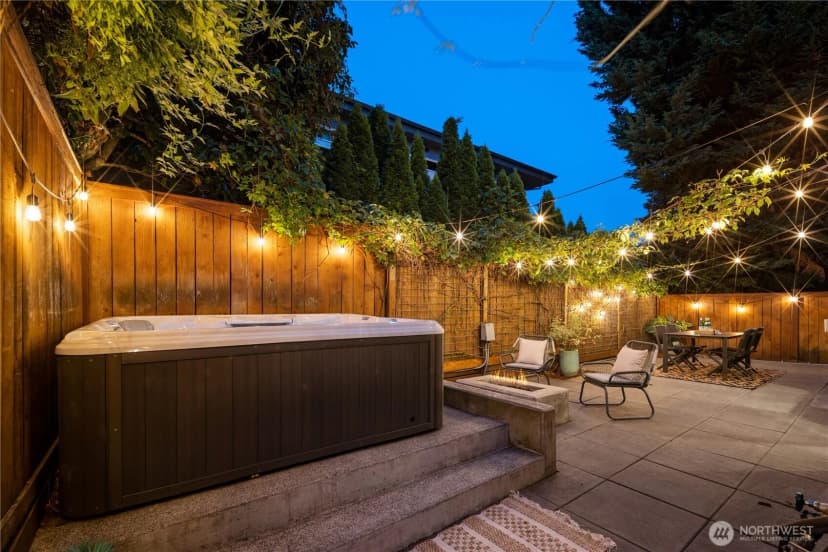 Property photo for 714 28th Avenue S, Seattle photo 8